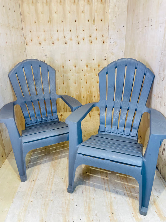 Set of 2 Plastic Outdoor Patio Chairs – Blue-Gray Adirondack Style